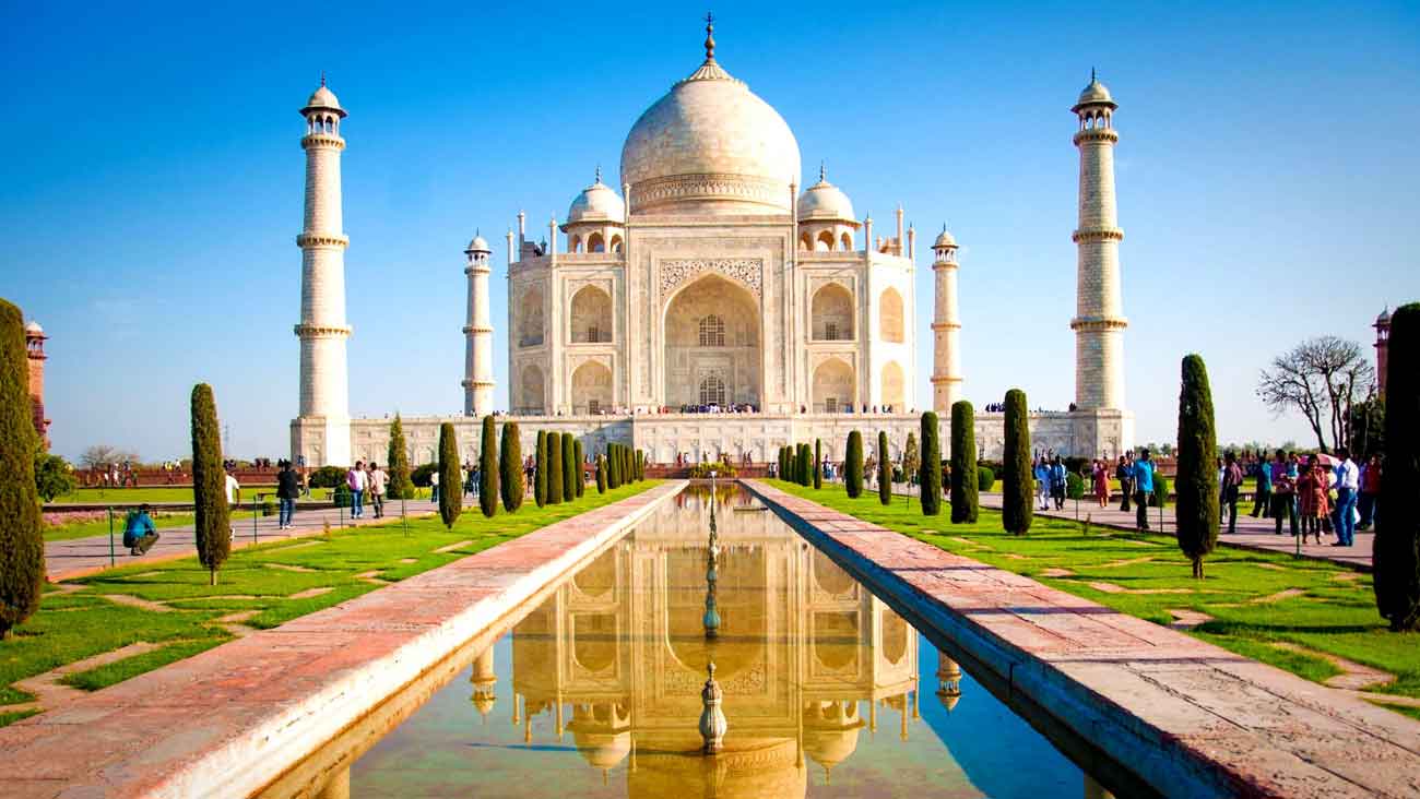 Taj Mahal And A Taste Of Rajasthan