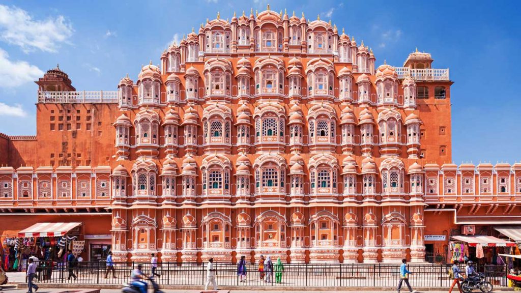 Abeautiful view of Hawa Mahal in Rajasthan, India.